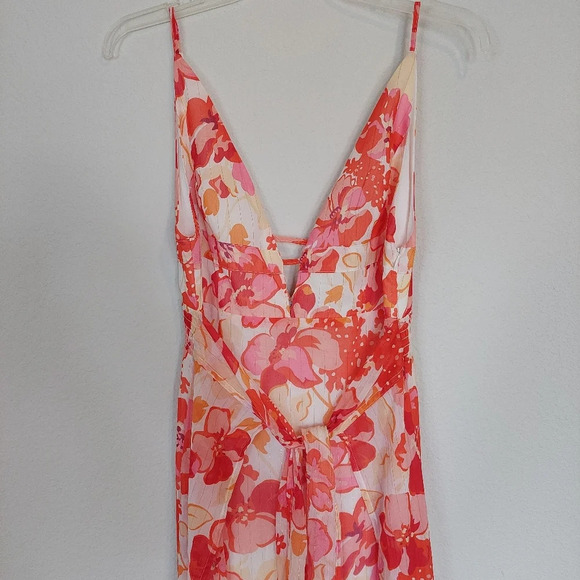 Azura Floral Maxi Dress Size Meduim - Picture 3 of 12